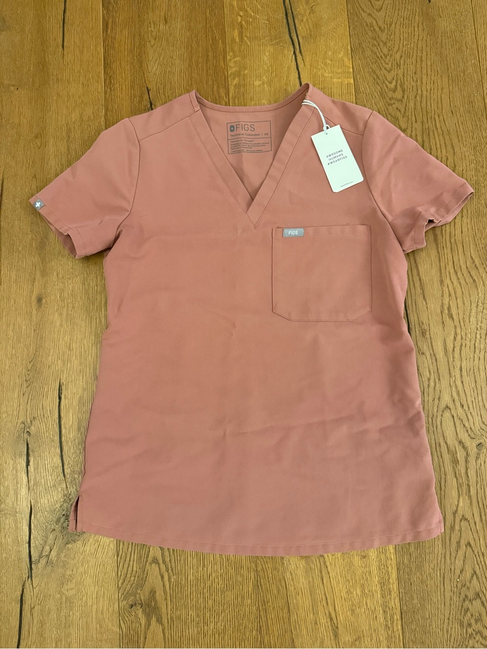 FIGS Women's V-Neck Scrub Top in Mauve